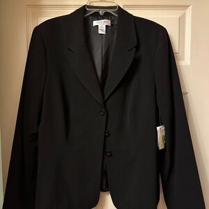 Judith Hart || Size 16 || Black Three Button Jacket/Blazer || NWT